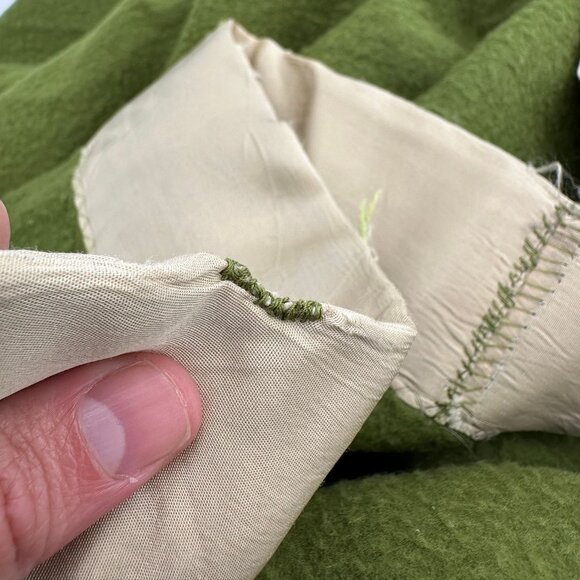 Vintage Satin Trim Blanket Army Green Tan Retro 80 by 80 Bedspread Retro Cabin - Picture 4 of 10